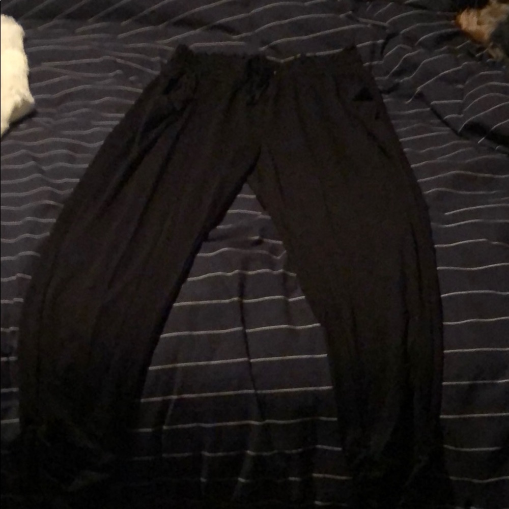 Black comfy pants